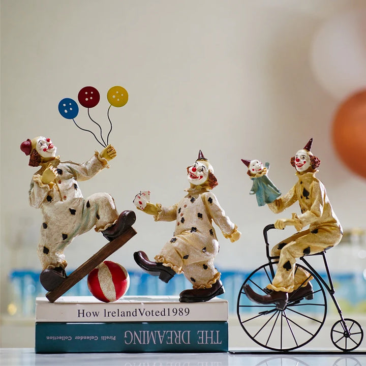 Circus Clown Statue Ornament Buffoon Doll